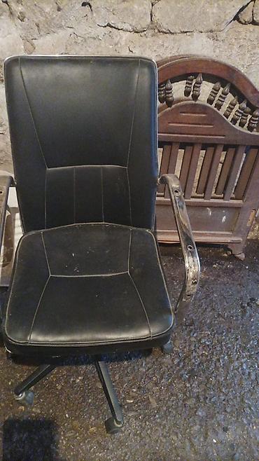 Ofis və oyun kresloları: Təkərli, Qolları tənzimlənmir, Parça -da lalafo.az — 3 Ofis və oyun kresloları: Təkərli, Qolları tənzimlənmir, Parça — 3