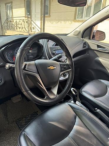 Chevrolet: Chevrolet Spark: 2017 г., 1 л, Автомат, Бензин, Хэтчбэк — 5