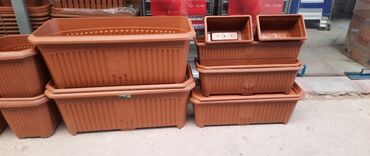 Bitkilər üçün dibçəklər: Dibcek qabi duzbucaqli kvadrat ayaqli gul qabi duzbucaqli kvadrat — 4