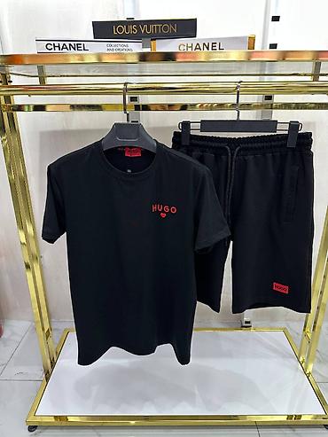 jakne ps: Muški kompleti turski S,M,L,XL,XXL veličine za samo 3500 din
pb — 4
