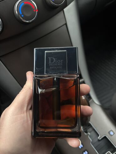 Ətriyyat: Dior firmasının ətiri yaxşı qoxusu var dubaydan gəlmədi istifadə