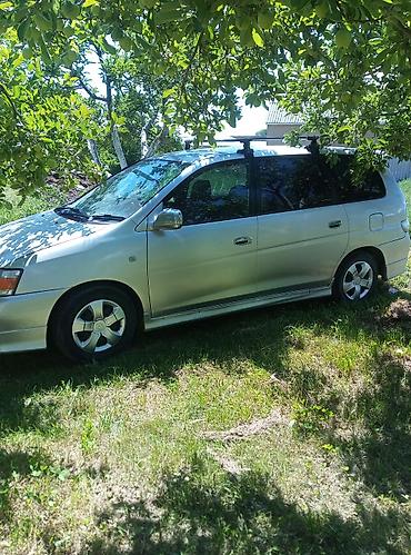 2 8: Toyota Gaia: 2001 г., 2 л, Автомат, Бензин, Минивэн — 4