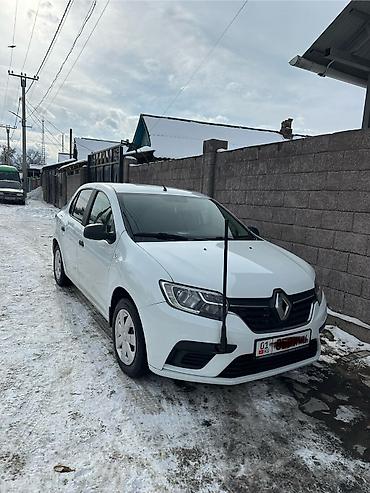 Renault: Renault Logan: 2018 г., Механика, Бензин, Седан — 2