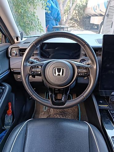 honda cvic: Honda avtomobilinin salonu – geniş və müasir interyer - Dəri — 2
