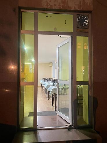 kafe stolari: Mərkəzdə Tam Təchiz Olunmuş Restoran və Biznes Kompleksi İcarəyə — 8