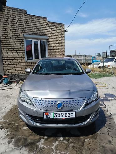 byd e9 1: Dongfeng : 2022 г., 0.1 л, Автомат, Электромобиль, Седан — 1