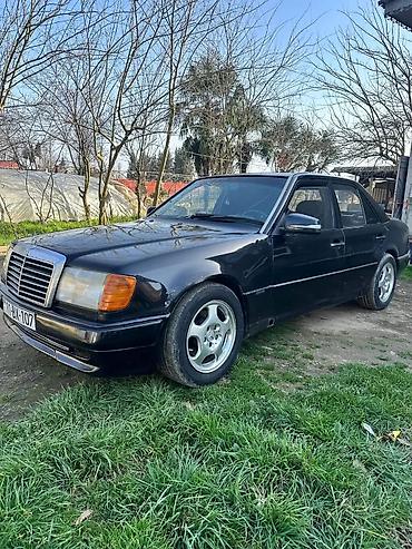 mercedes 210 ehtiyyat hissəsi: Barter var üstündə 1000 manat almaq şertiyle Mercedes-Benz E-Class — 2