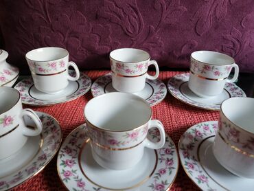 Kuhinjski setovi: Servis nov za kafu Epiag Bohemija 1950g + Cehoslovacka na lalafo.rs — 9 Kuhinjski setovi: Servis nov za kafu Epiag Bohemija 1950g + Cehoslovacka — 9