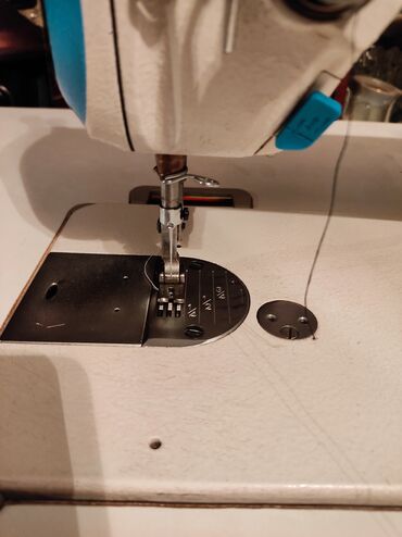 ош таатан бытовая техника: Швейная машина Jack, Компьютеризованная, Полуавтомат