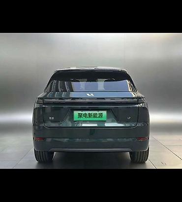 Lixiang: Lixiang L7: 2025 г., Электромобиль, Кроссовер — 2