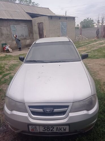 ручки спринтер: Daewoo Nexia: 2010 г., 1.5 л, Механика, Бензин, Седан