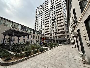 Mənzillərin satışı: Satılır 3 otaqlı yeni tikili 115 m², 28 May m. Kateqoriya Yeni tikili — 1