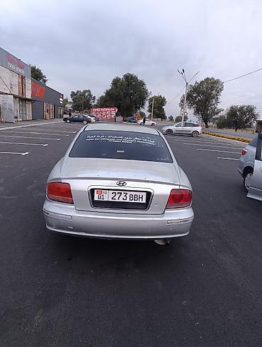 Hyundai Sonata: 2001 г., 2 л, Механика, Бензин, Седан