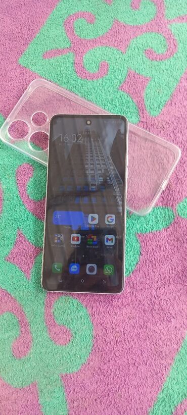 Tecno: Tecno Spark 10 Pro, Б/у, 128 ГБ, цвет - Белый, 1 SIM, 2 SIM