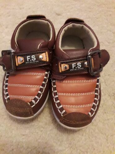 Cinslər və şalvarlar: 1-3-4-5.- dəki patinka ayaqqabılar 7 man 6-7. 5man 8-9-10 üçü — 14