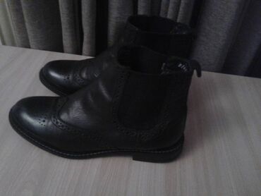 обувь zara: Ботинки и ботильоны 37, цвет - Черный