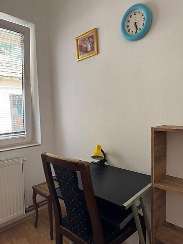 jeftina seoska domacinstva sumadija: Izdajem jednokrevetnu sobu u centru Kragujevca za studente U cenu su — 1
