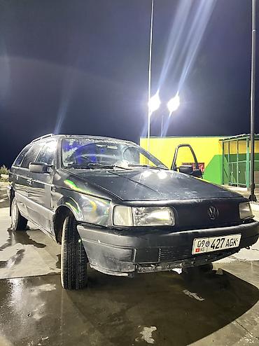 Volkswagen Passat: 1990 г., 1.8 л, Механика, Бензин, Универсал