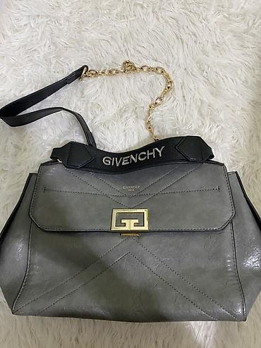 Çantalar: Givenchy qadın çantası - Rəng: boz (mat-metalik effektli) - Material — 2