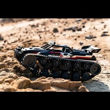 Cox funksiyalı pult ile idare olunan tank drift Tusdu veren ve işıqlı