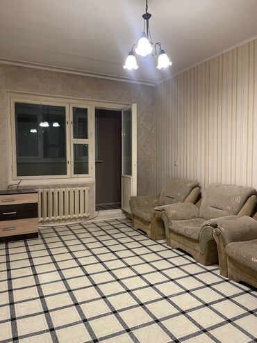 квартиры малосемейка: 2 комнаты, 55 м², 106 серия, 2 этаж, Косметический ремонт