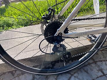 velosiped trinx: İşlənmiş Şəhər velosipedi Trinx, 28", sürətlərin sayı: 16, Ünvandan götürmə — 4