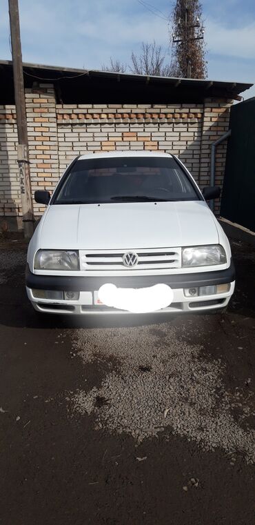 купить фольксваген венто: Volkswagen Vento: 1995 г., 1.8 л, Механика, Бензин, Седан