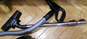 Klasični usisivači: Usisivač SAMSUNG bez kese dobar ispravan kompletan Tih dobro vuče na lalafo.rs — 10 Klasični usisivači: Usisivač SAMSUNG bez kese dobar ispravan kompletan Tih dobro vuče — 10