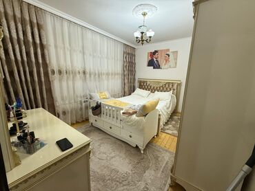Həyət evləri və villaların satışı: Binəqədi qəs. 3 otaqlı, 2 kv. m, Kredit yoxdur, Orta təmir