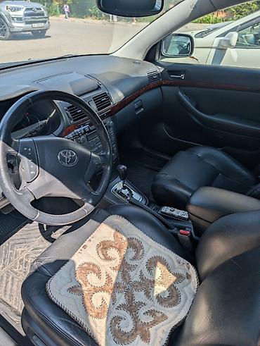ру: Toyota Avensis: 2004 г., Автомат, Бензин, Седан — 6
