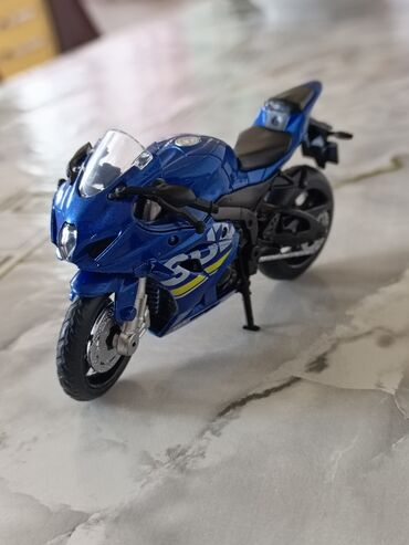 бампер опель вектра б: - suzuki 100 см3, 2024 год