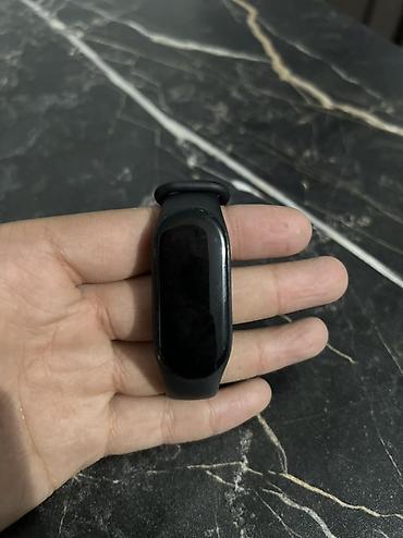 garmin cirqa: Фитнес-браслет (черный) - Комплект: капсула браслета, силиконовый — 1