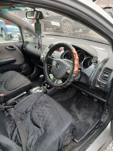 кондиционер трактор: Honda Fit: 2002 г., Автомат, Бензин, Хетчбек