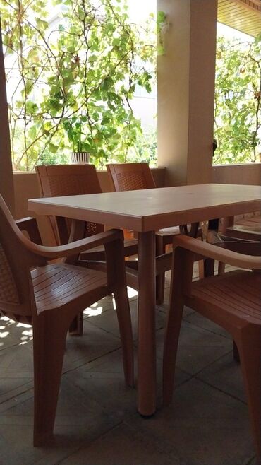 Masalar: Balkon üçün, İşlənmiş, Açılmayan, Dördbucaq masa, 12 stul