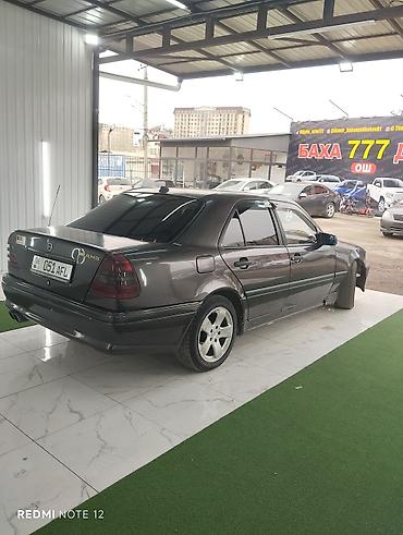 Mercedes-Benz: Mercedes-Benz C-Class: 1993 г., 2.2 л, Механика, Бензин, Седан — 8