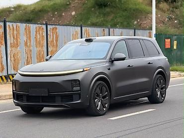byd e2 2023: Lixiang L9: 2023 г., Электромобиль — 1