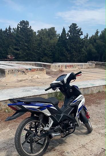 moped 80 mph: Moped/motosiklet – sport üslublu “underbone” tipli model - Rəng — 2
