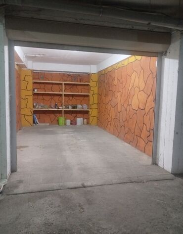 дом с гаражом и мансардой: 25 kv. m, 4 * 7 * 3 Daş Qaz, Su, Kommunal xətlər qoşulmayıb