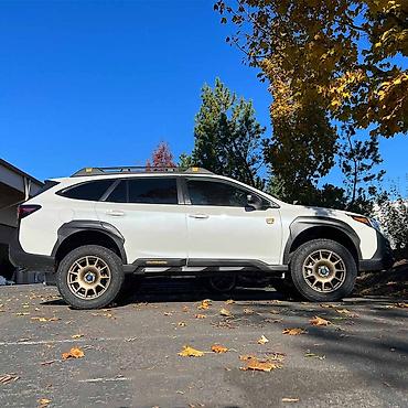 wildernes: Subaru Outback: 2023 г., Универсал — 1