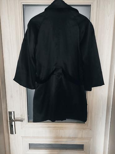 женские длинные пальто: Qadın qısa trençkot – Day Light Collection - Rəng: qara, atlas-parlaq — 3