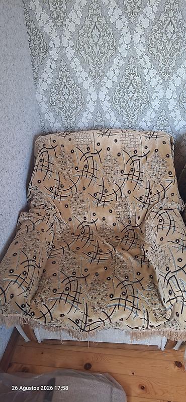 berber stolu: İşlənmiş, Klassik divan, Divan, Bazalı, Açılan — 1