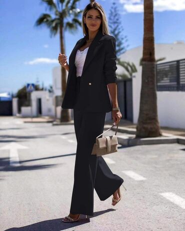 Kompleti: 3500 din — 5