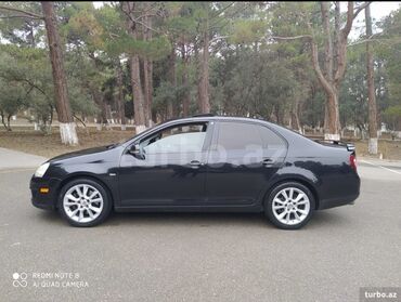 Volkswagen: Volkswagen Jetta: 2 l | 2009 il Sedan — 5