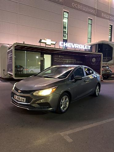 Chevrolet Cruze: 2017 г., 1.4 л, Автомат, Бензин, Седан