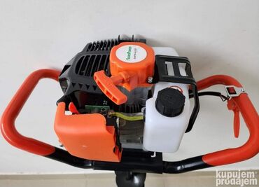 Ostali alati i mašine: Prodajem nov i kvalitetan benzinski bušač rupa. Snaga: 52 CC Model — 1