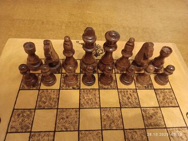 Şahmatlar: Əl işi taxta şahmat dəsti - Material: tamamilə ağacdan hazırlanmış — 14
