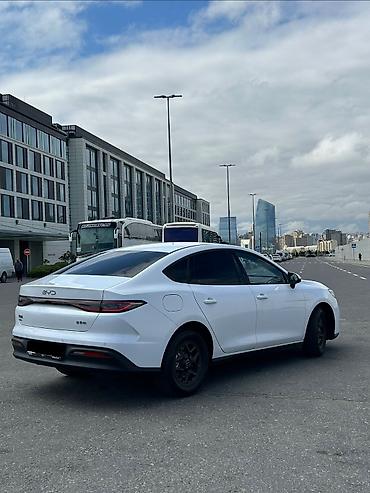 byd taksi: BYD Seal 05: 1.5 l | 2025 il 10 km — 4