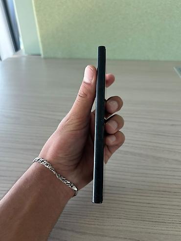simes: Samsung Galaxy S24 Ultra, 256 GB, rəng - Qara, Simsiz şarj — 3