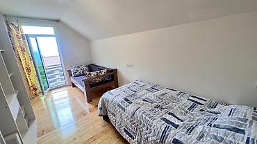 Günlük kirayə evlər: 100 kv. m, 4 otaqlı, İnternet — 9