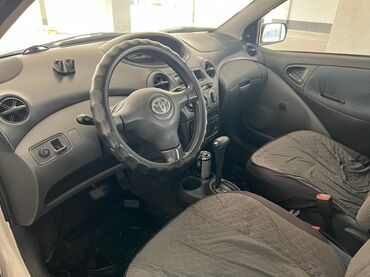 Toyota: Toyota Auris: 2003 г., 1.3 л, Автомат, Бензин, Хэтчбэк — 10